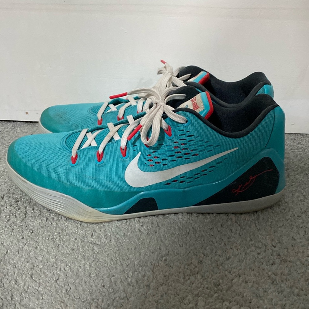 Nike Kobe 9 Low